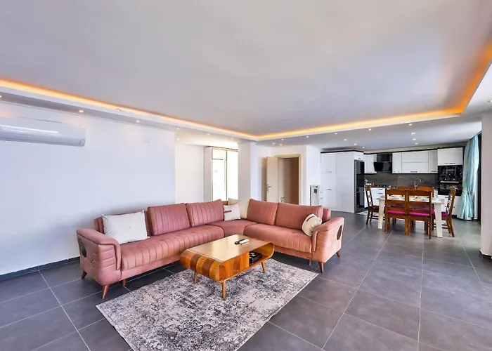 Zaza Hotel 4*