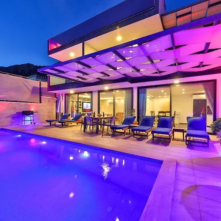 Zaza Hotel 4*